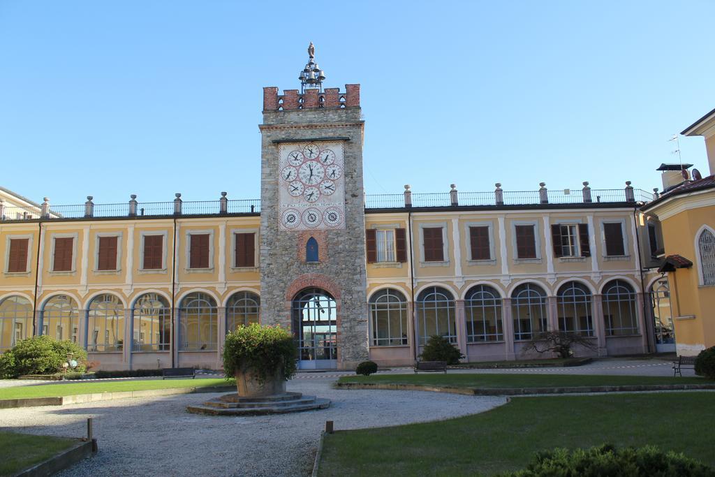 Casa Don Guanella Hotel Cadrezzate Exterior photo